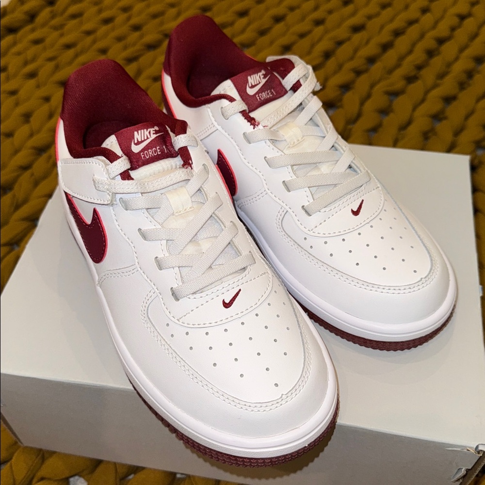 Nike Kids White/ Burgundy Air Force Ones - Picture 3 of 9